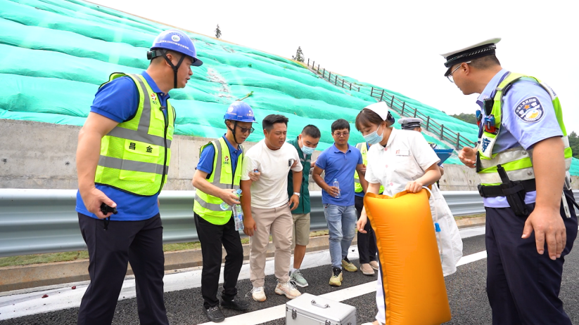 沪昆高速昌金改扩建项目扎实推进安全生产月活动