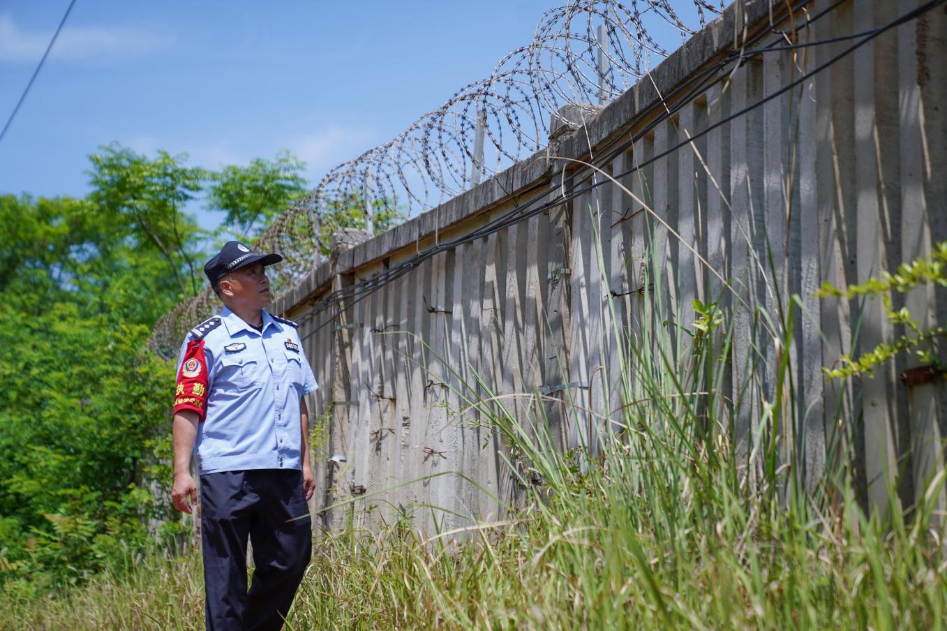 寻找最美线路民警：王坚的三十载护路人生_fororder_图片7