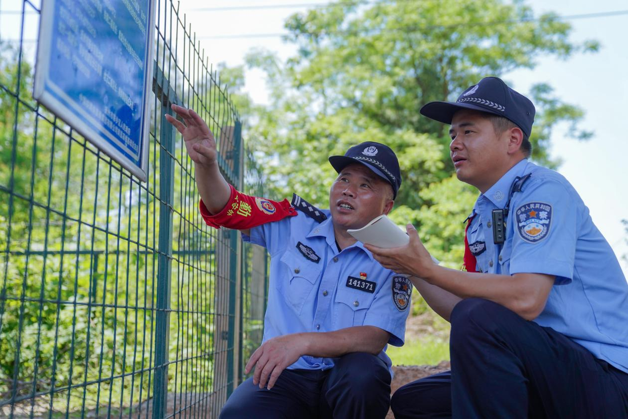 寻找最美线路民警：王坚的三十载护路人生_fororder_图片8