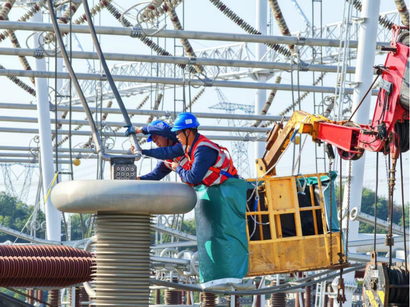 江西啟動雅湖特高壓年度檢修 人工智能助力電網“體檢”