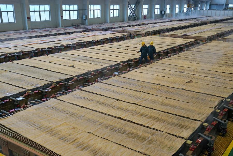 财经聚焦|铜价高位震荡 “以铝节铜”应用提速