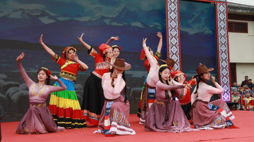 烟火满畲乡!江西东固 “二月二” 庙会热闹开场